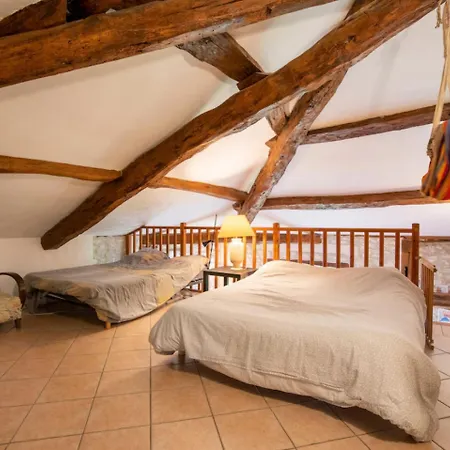 De Lafargue - Maison En Pierre Lumineuse Casa de Férias *