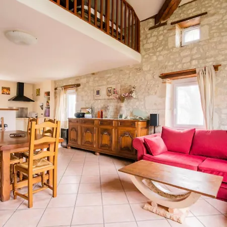 De Lafargue - Maison En Pierre Lumineuse بيت للعطل