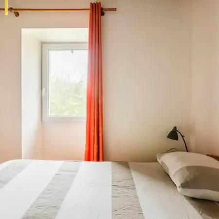 De Lafargue - Maison En Pierre Lumineuse