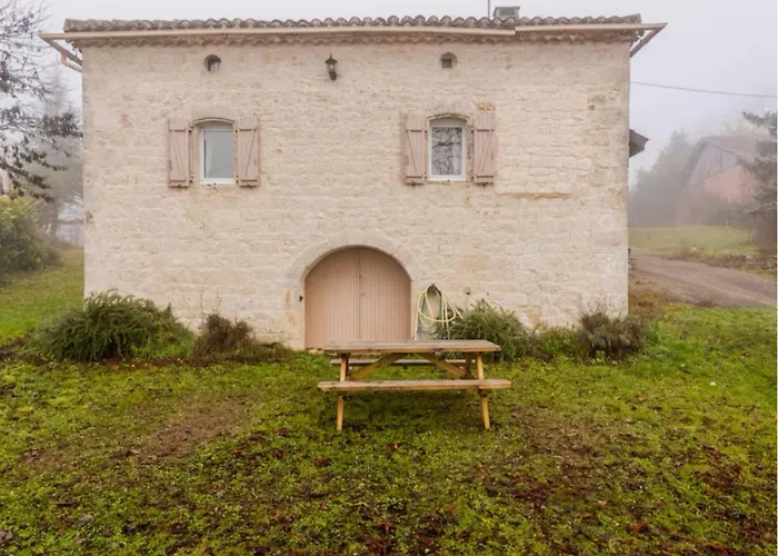 Дом отдыха De Lafargue - Maison En Pierre Lumineuse Cazes-Mondenard